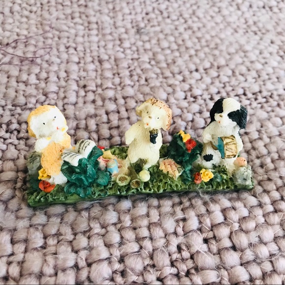 Dogs in a Band Figurines - Picture 5 of 6